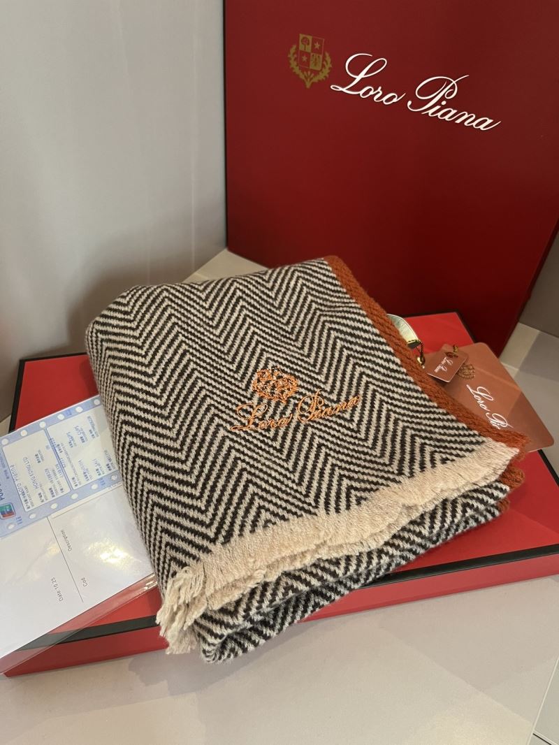 Loro Piana Scarf